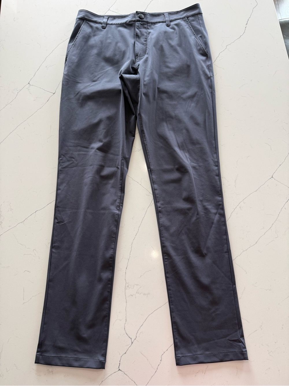 Rhone Men's Commuter Pant Slim 32 waist 33 inseam Iron - Picture 2 of 4